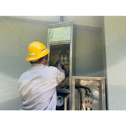 03電力送電掛錶-新美國小.jpg 03電力送電掛錶-新美國小.jpg